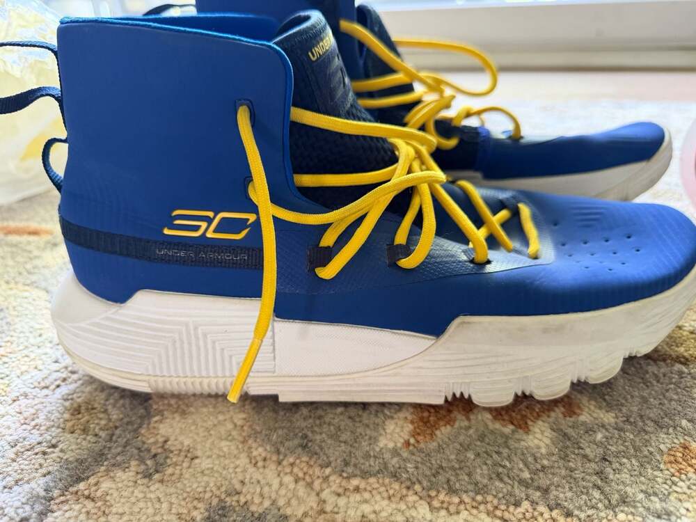 Under Armour Curry 3Zer0 2 Basketball Shoes Royal Blue Yellow Size 8.5
